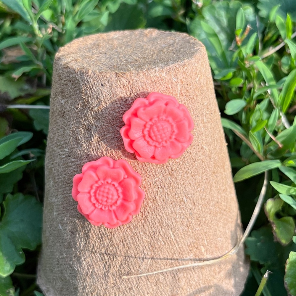 Peachy Orange Flower Studs